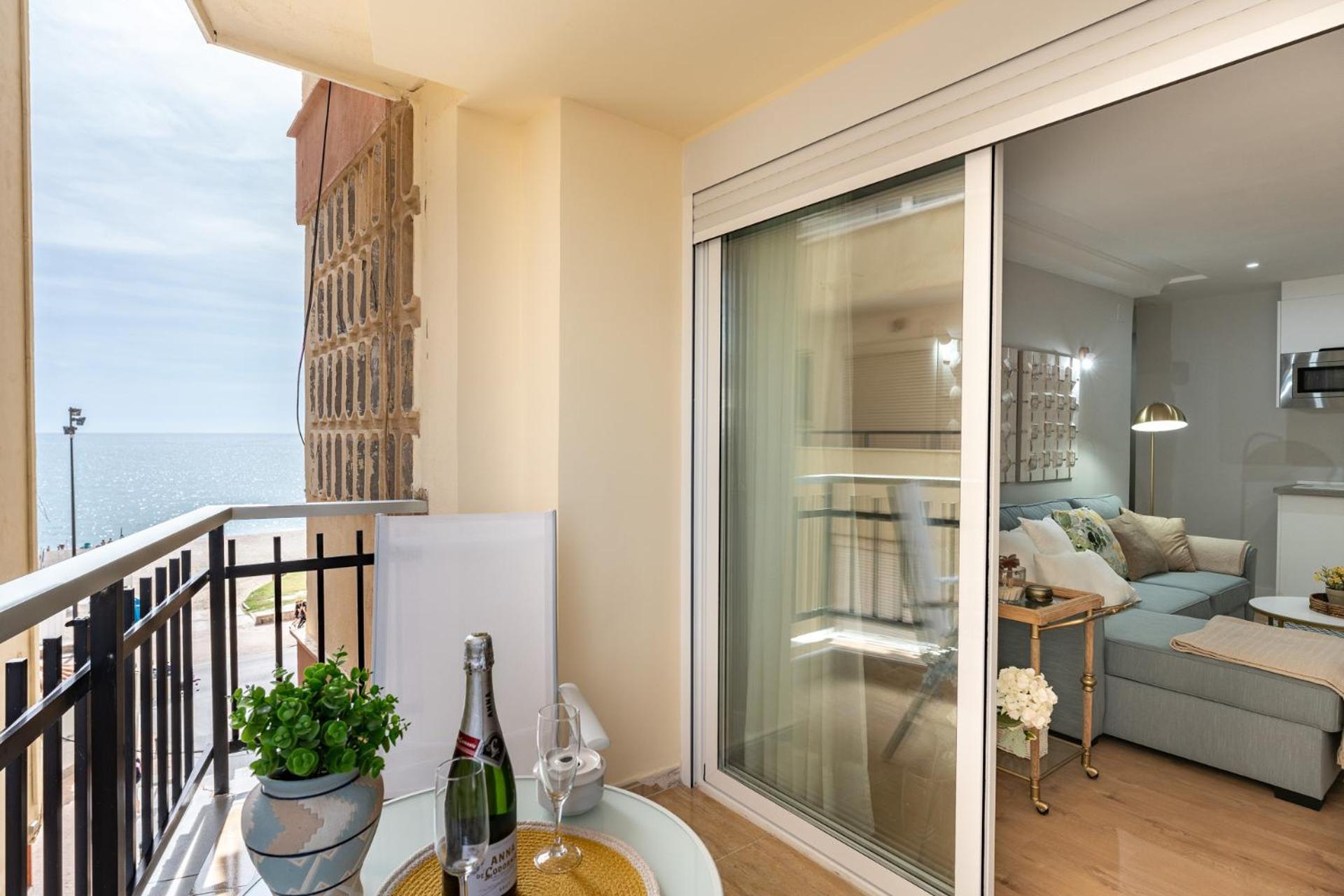Malagasuite Niza II Fuengirola Ngoại thất bức ảnh